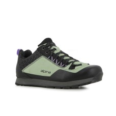Lin 24 - Pastel green hiking trainers