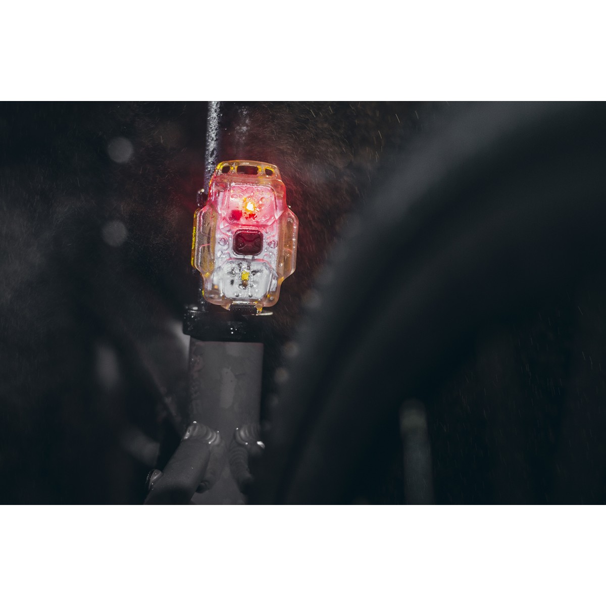 Armytek Crystal Blue headlamp - multi flashlight with additional red light 5 in 1 ARMYTEK - view 11 - Extreme-bg.com Armytek Crystal Blue headlamp - multi flashlight with additional red light 5 in 1 ARMYTEK - view 11