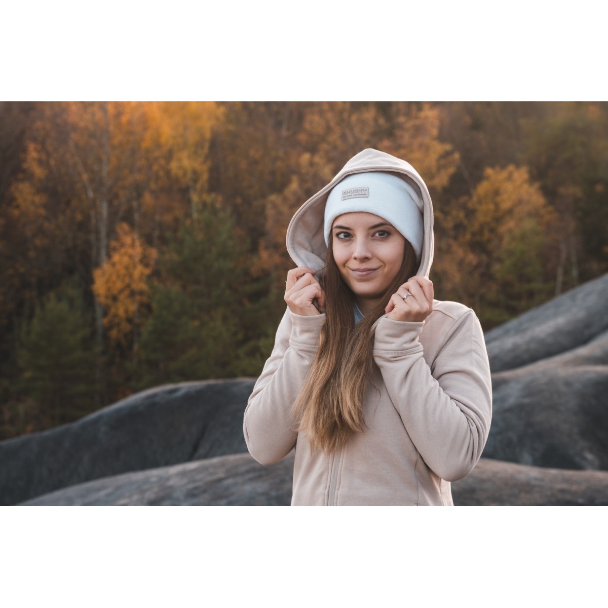 Дамска мериносова шапка Merhat 4 бялаa HUSKY - изглед 6
