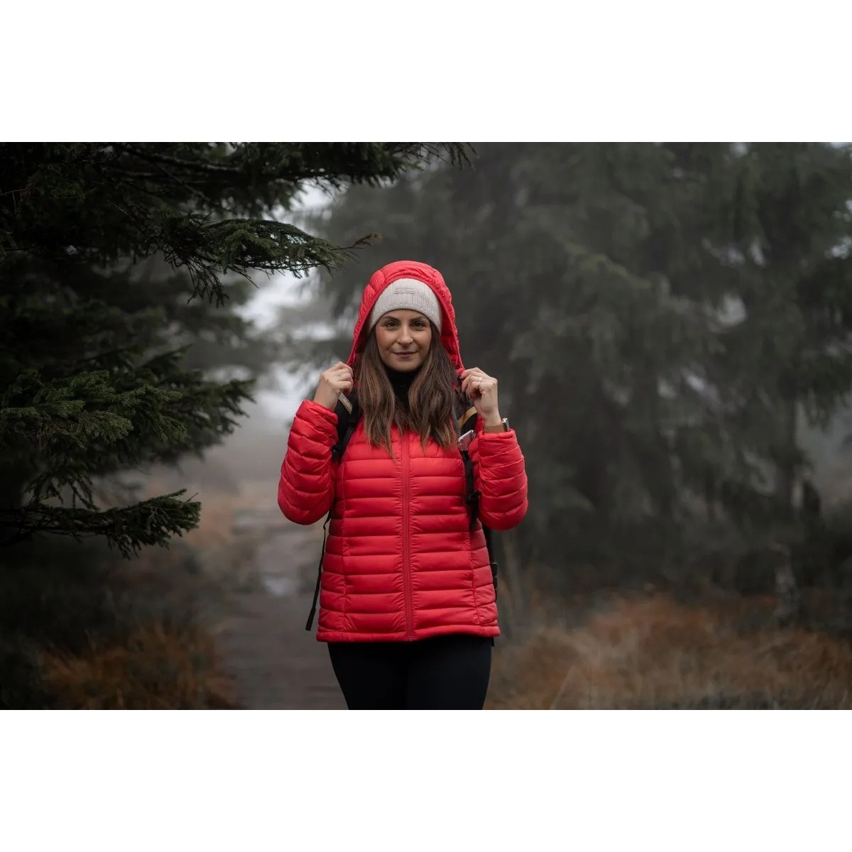 Дамско Пухено Яке Husky Dreeser RED L – Ултралеко, Топло и Ветроустойчиво HUSKY - изглед 15