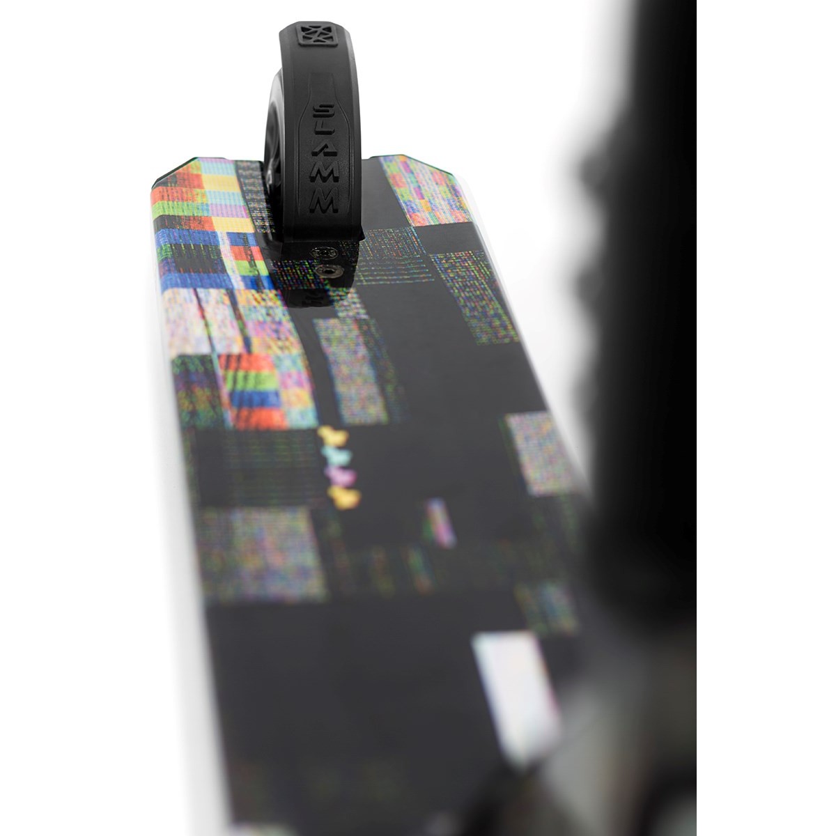 Тротинетка Slamm Mischief Stunt Glitch SLAMM - изглед 3 - Extreme-bg.com Тротинетка Slamm Mischief Stunt Glitch SLAMM - изглед 3