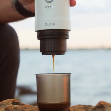 Outin Nano Portable electric Espresso Machine Pearl White for ground coffee and capsules ALPINA - view 4