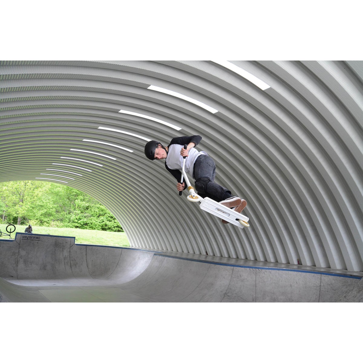 Тротинетка за трикове EXYST фрийстайл TEMPISH - изглед 15 - Extreme-bg.com Тротинетка за трикове EXYST фрийстайл TEMPISH - изглед 15