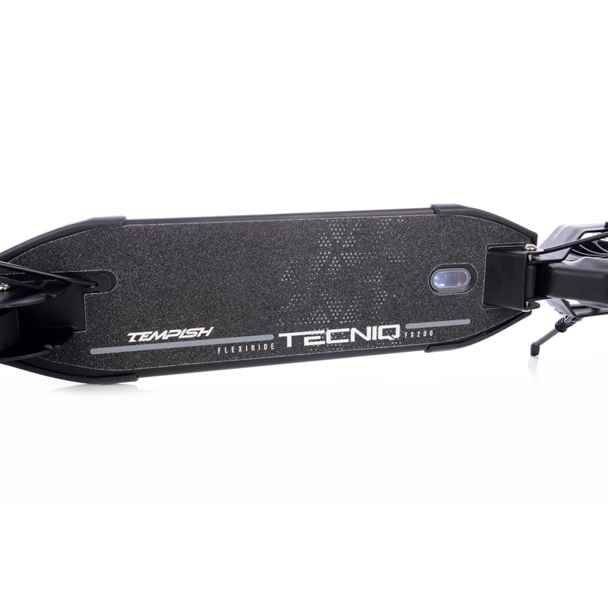 TEMPISH TECNIQ II Folding Scooter with Disc and Hand Brake – Tested by Extrem Sport TEMPISH - view 11 - Extreme-bg.com TEMPISH TECNIQ II Folding Scooter with Disc and Hand Brake – Tested by Extrem Sport TEMPISH - view 11