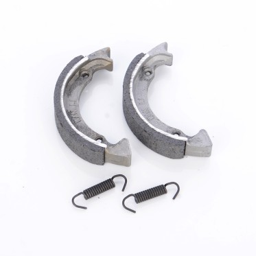 Drum brake pads (2pcs in a set) with 2pcs springs U8 URBIS - изглед 3